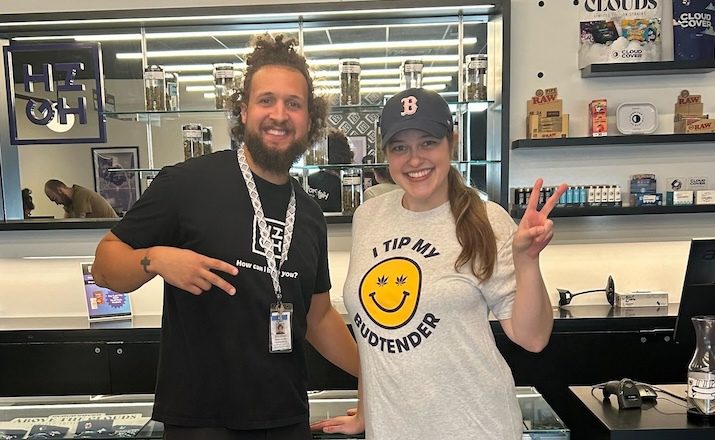 Why You Should Tip Your Budtenders | Flowhub Why You Should Tip Your Budtenders | Flowhub